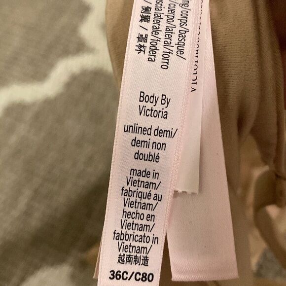 Victoria’s Secret underlining, Demi bra, size 36C ￼ - Picture 4 of 7